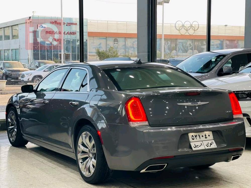 Chrysler 300